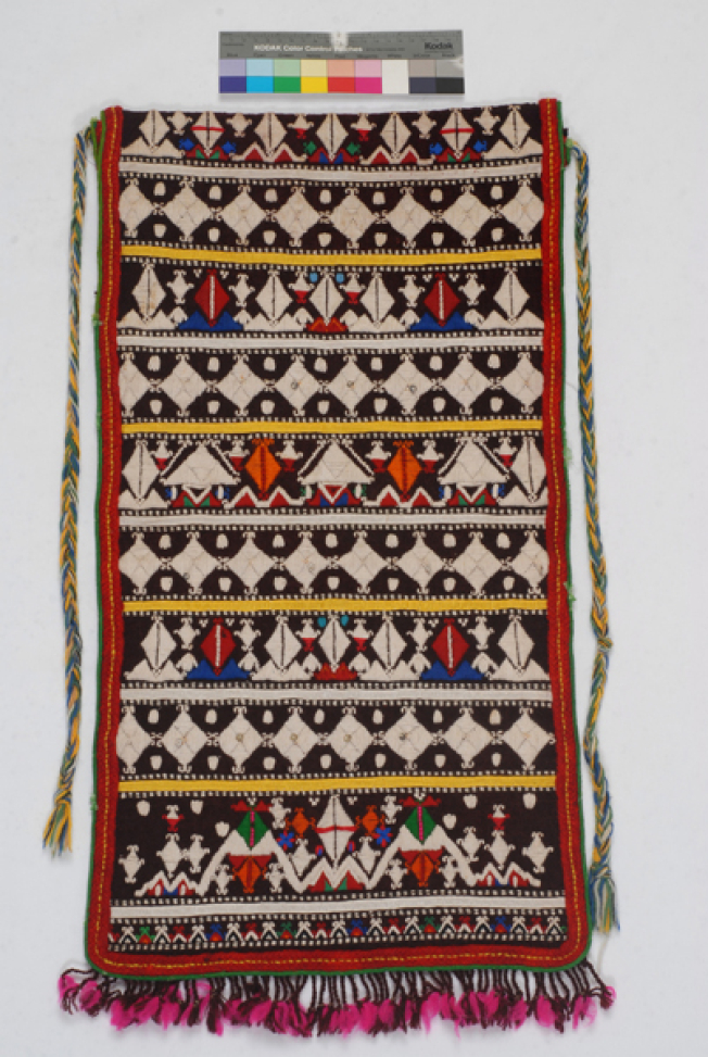 Pode barde or pode nousserisse, bridal grammeni (loom-embroidered) apron