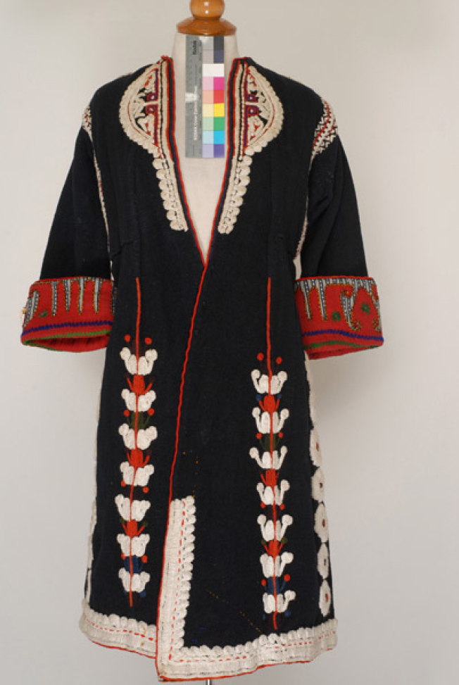 Saiak terlik, women's sleeved overcoat
