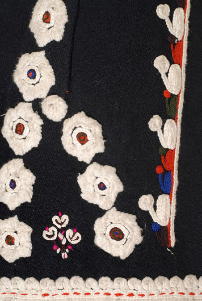 Detail of the decoration at the side panels