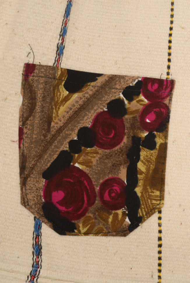 Applique calico pocket