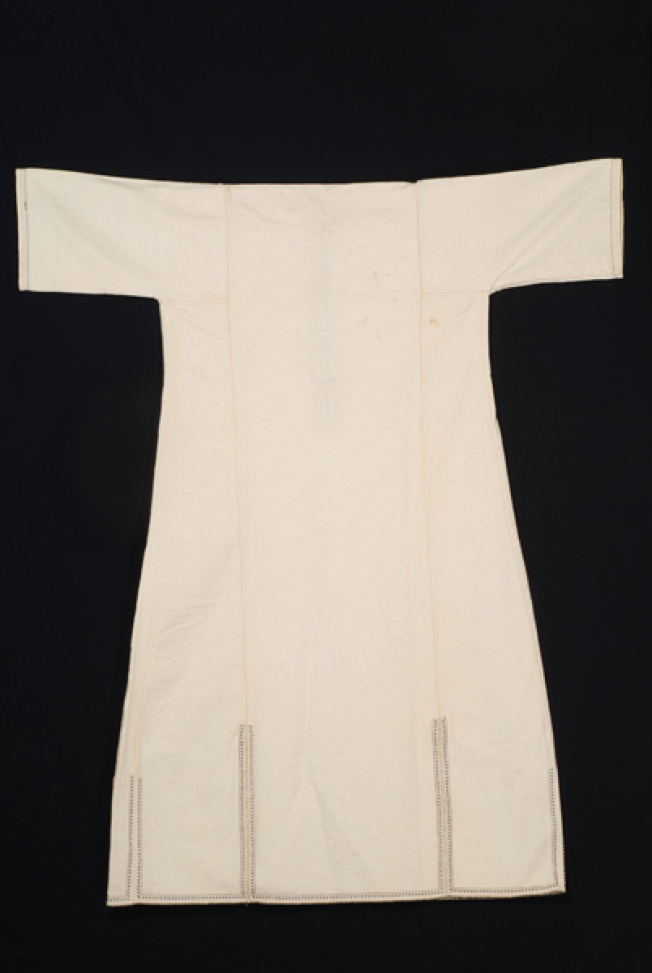 White cotton chemise with uncut neckband, back