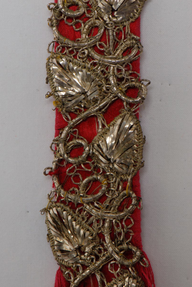 Detail of the gold embroidery