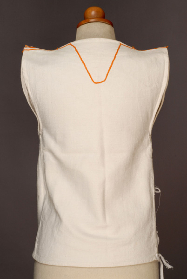 Zipouni, sleeveless double-breasted jacket, back