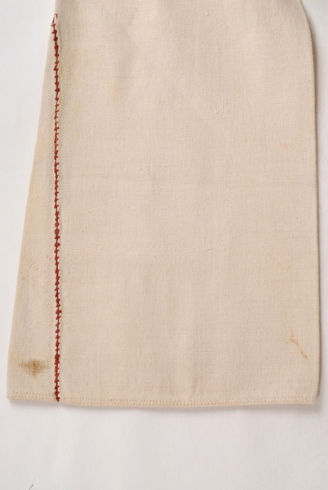Sleeve of the chemise