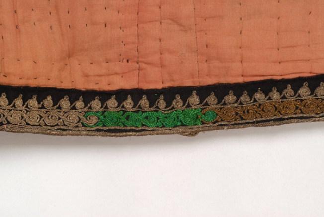 Border: silver-green-gold embroidery