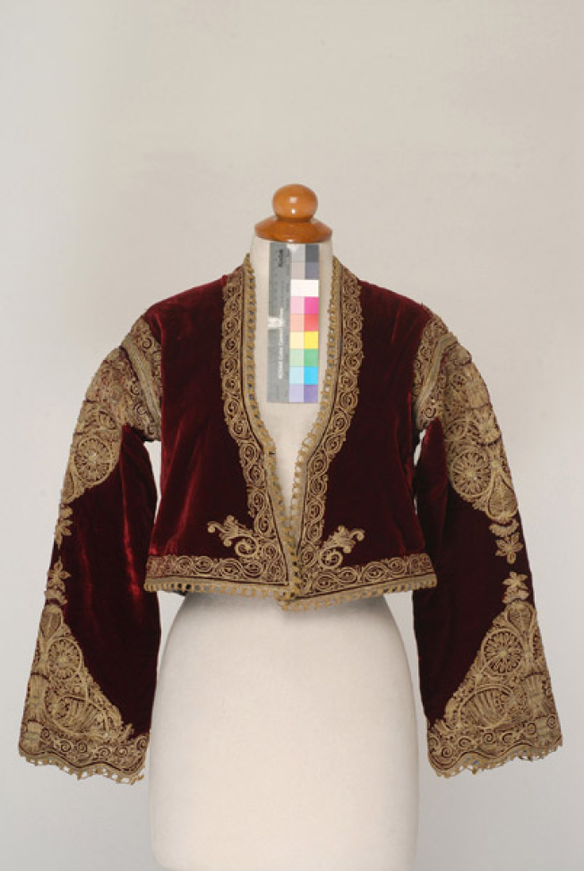 Velvet zibouni with rich gold embroidery