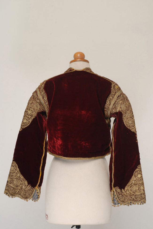 Velvet zibouni with rich gold embroidery, back