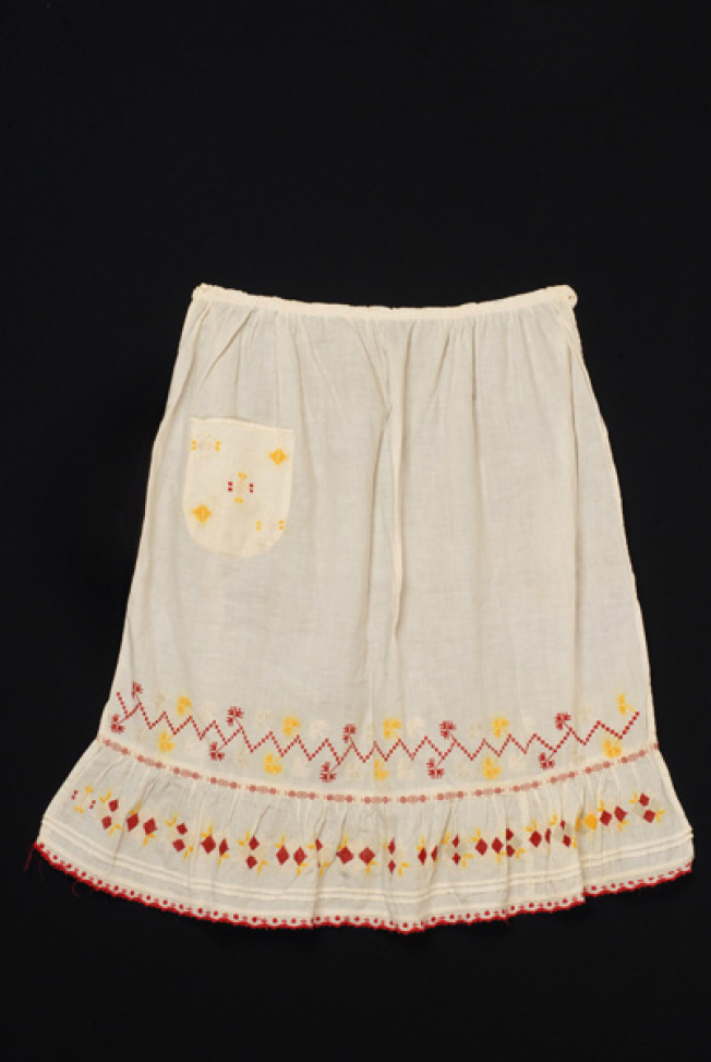 Apron or brostela