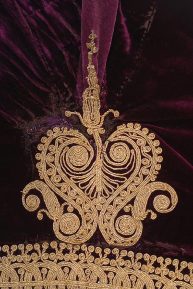 Detail of terzidikos (gold tailored) embroidery at the side