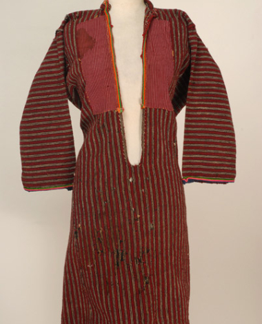 Tserna chalatza, woollen, sleeved, everyday foustani (dress)