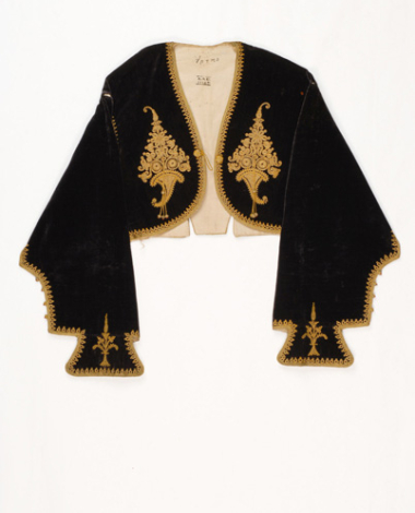 Sleeved jacket ornamented with terzidiko gold embroidery