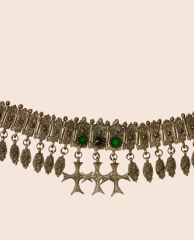 Yordani, gold-plated choker with cast plates and grainy decoration, suspended metal elements and three crosses