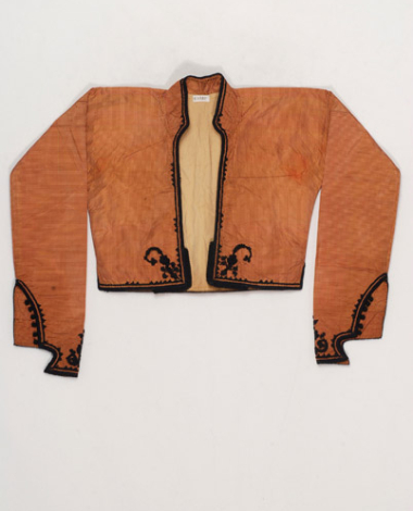 Aradiakos or politikos doulamas, sleeved jacket worn by unmmaried women