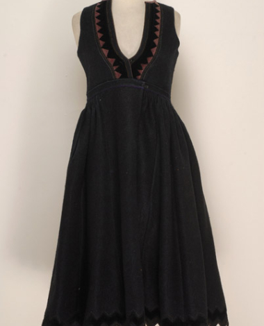 Foustani (dress) made of black fabric