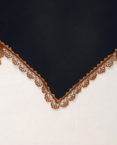 Tsipa, triangle silk kerchief in dark blue colour, ornamented at the two sides with two coloured silk lace
