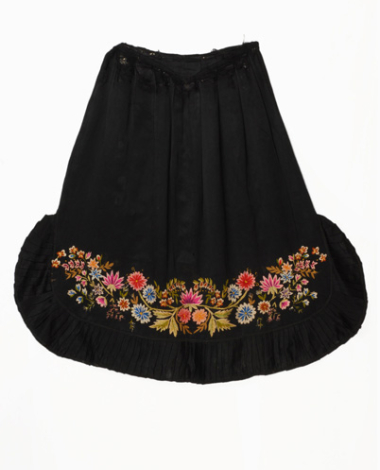 Black satin apron embroidered with multicoloured silk threads 