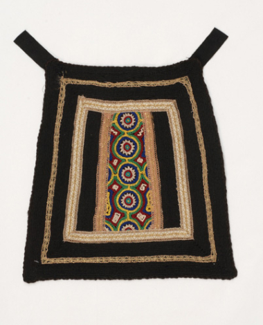 Panaoula, sarakatsans apron from Thrace