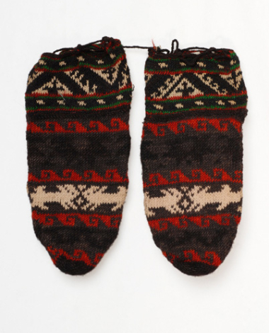Patounes or kondotsourapa, sarakatsanian stockings