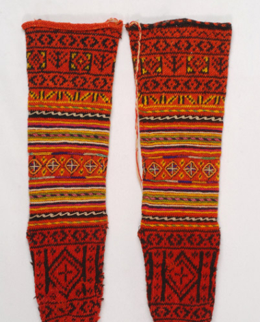 Tsourap(ia), woollen stockings from Antartiko, Florina