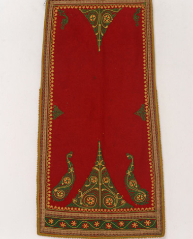 Rouchini apron made of red felt and embroidered with colourful silk cords