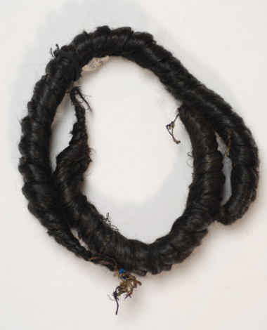 Perouklia or kossidia, two thick braids (kossa) arranged into a pattern. Accessory of an older type of bridal headdress from Metsovo
