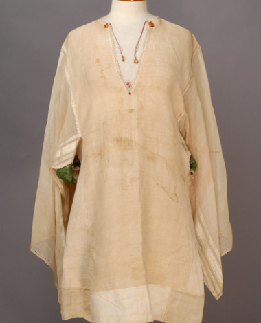 Tsopaniko (shepherd's) chemise with wide sleeves made of gossamer silk with selvages