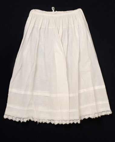 Missofori (hand-loomed petticoat)