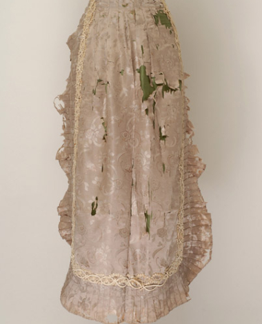 Betrothed woman's silk apron