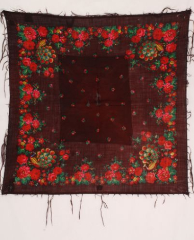 Tseberi kries, printed head kerchief worn by young womne
