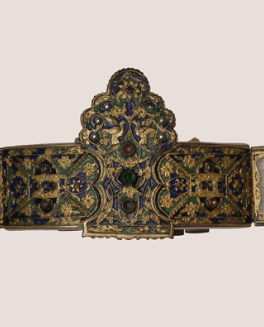 Zounari me tin korona, jointed belt with cast gold-plated buckle