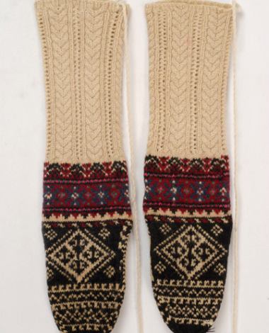 Kaltsoun, pair of knitted stockings