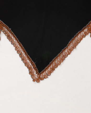 Tsipa, triangle silk kerchief in black colour, ornamented at the two sides with silk lace