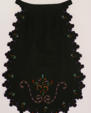 Woollen woven apron embroidered with multicoloured silk threads