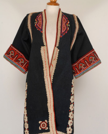 Saiak terlik, women's sleeved overcoat