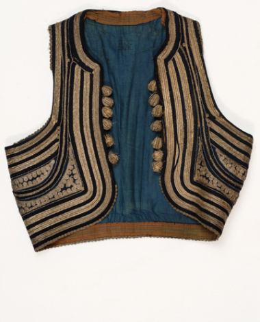 Fermedogedeko or fermeloto gileki, sleeveless velvet jacket, decorated with terzidiko (gold tailored) embroidery